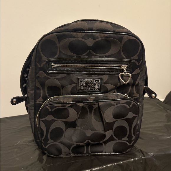 nike backpack 2018 Amazon.com | Nike 3 Brand Backpack with matching Pencil Case  Black  One  Size (18L)